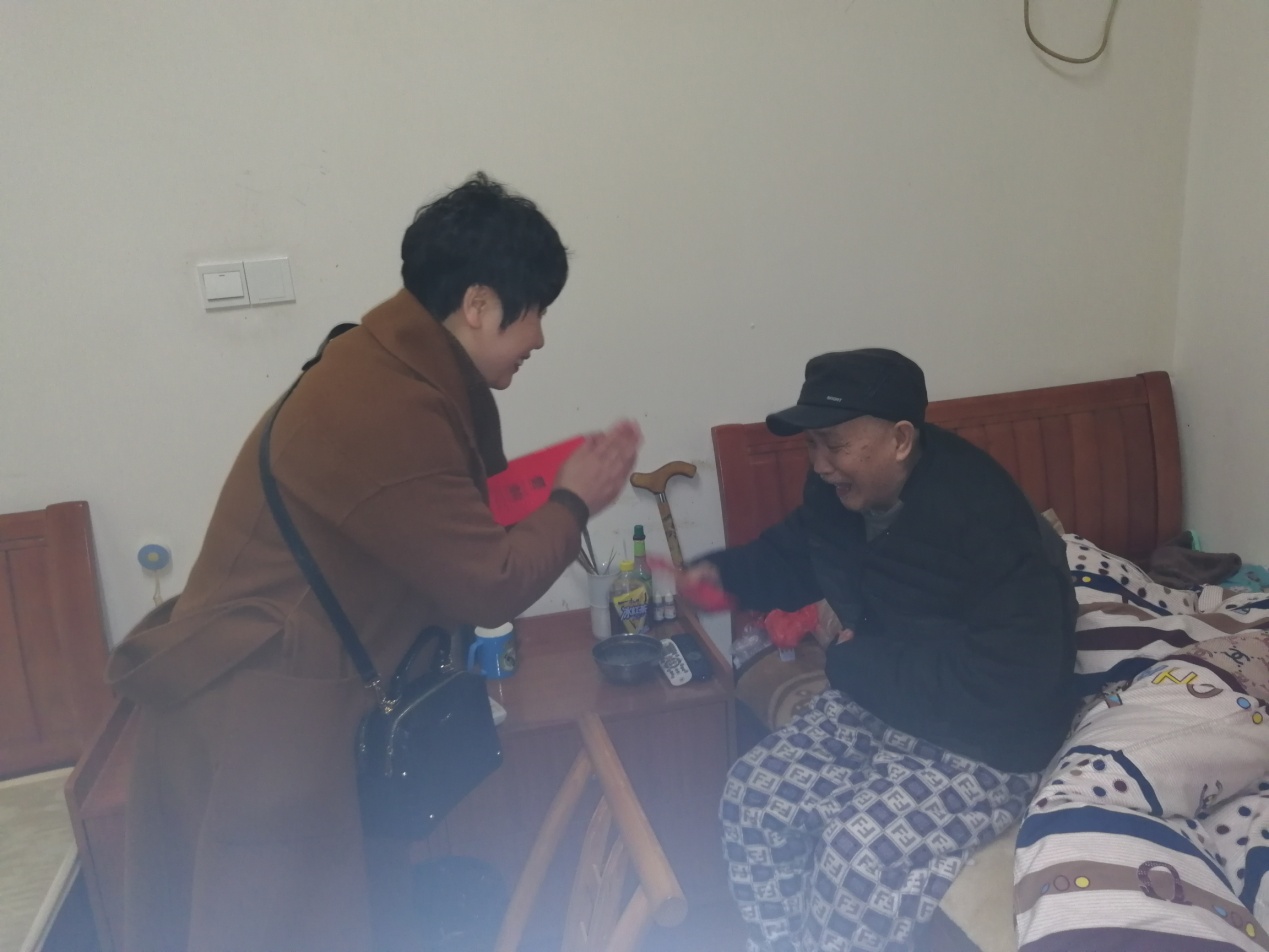 溫情滿除夕，愛心暖人心
